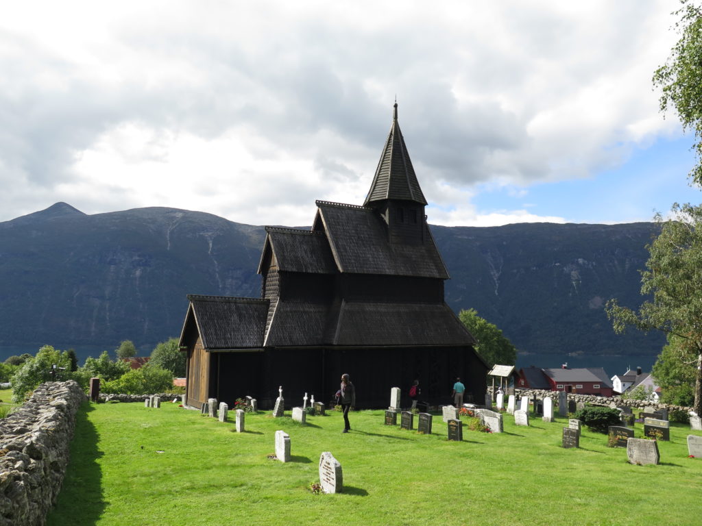 image of urnes stavechurch