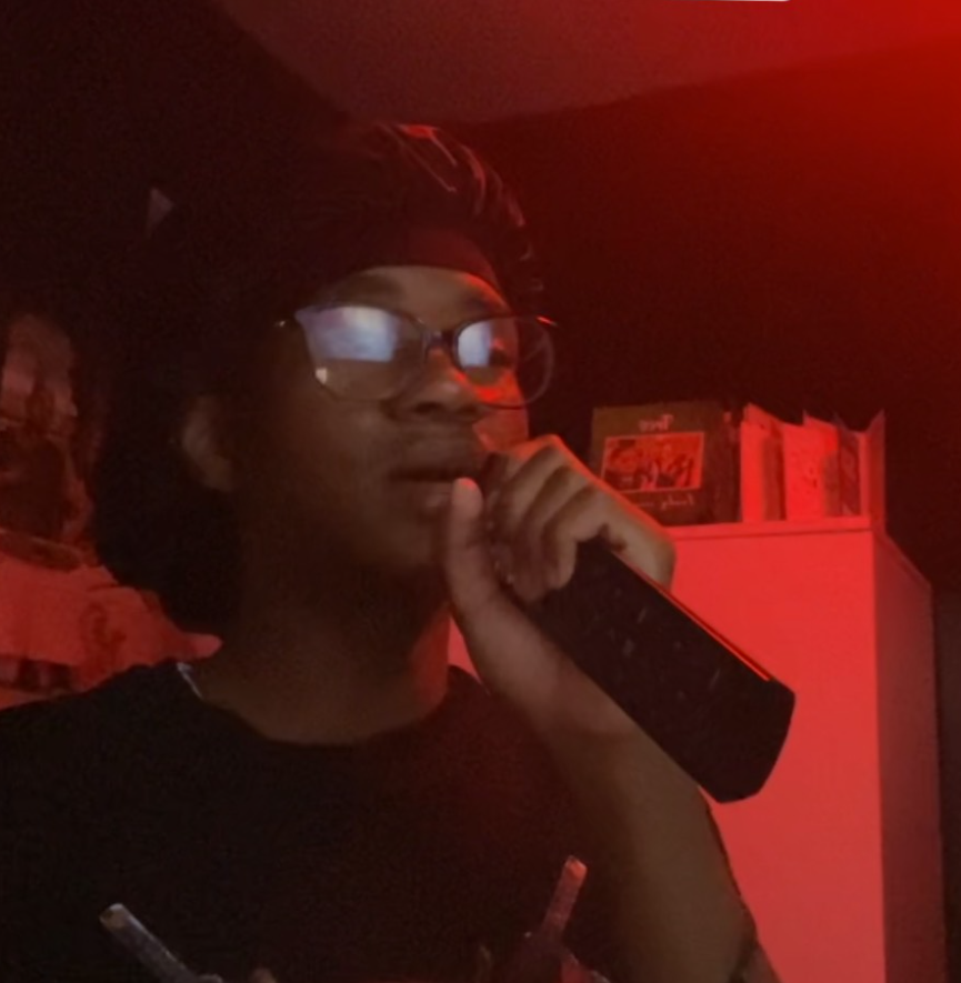 Trevanee performing live