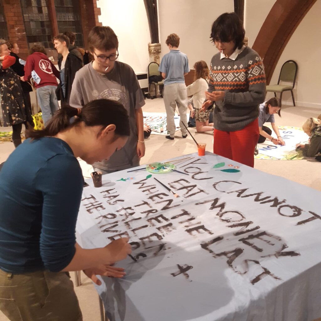 Woodcraft Folk crafting banner messages